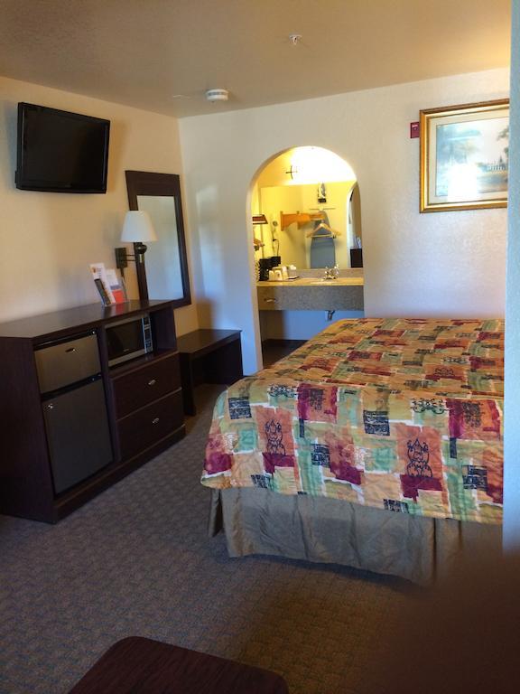Super 8 By Wyndham Idabel Motel Bilik gambar